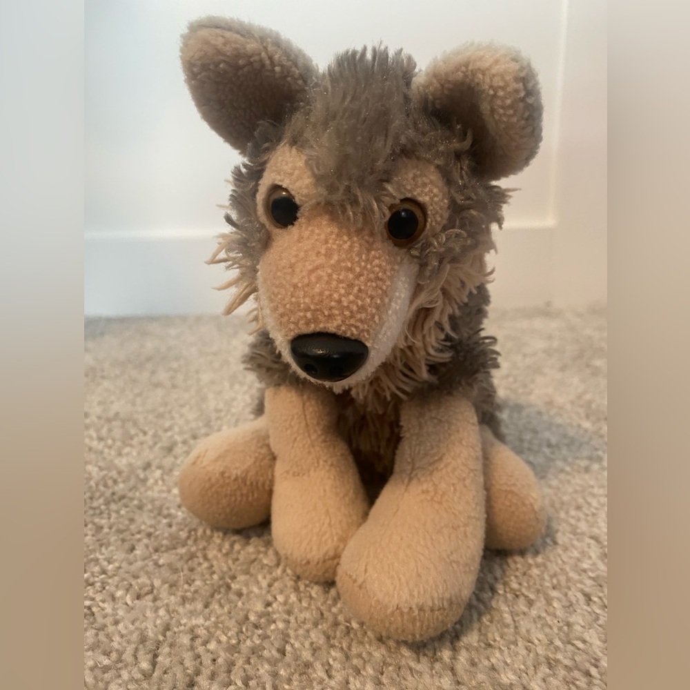 Wild Republic Cuddlekins Plush Wolf toy doll